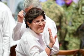 Felicita Rosa María Hernández a Ernestina Godoy