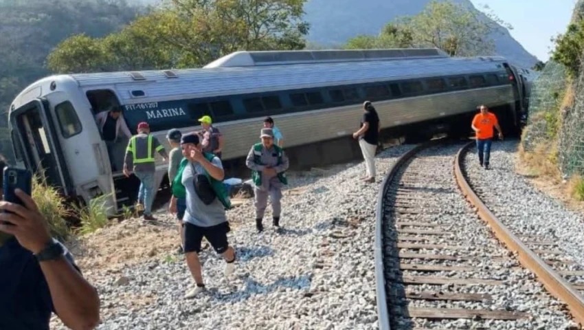  Descarrilamiento de tren en Oaxaca: Marina confirma 13 muertos y FGR abre investigación