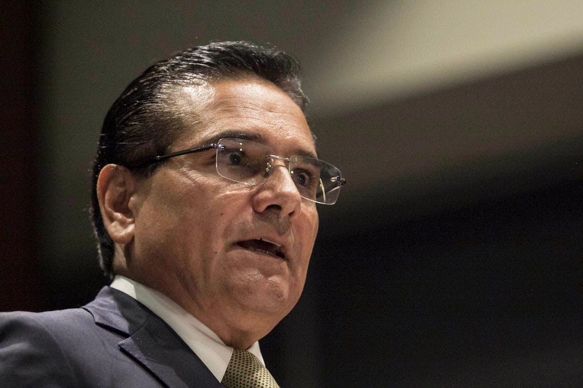 Giran órdenes de aprehensión contra el ex gobernador de Michoacán, Silvano Aureoles, por presunto homicidio, tortura y abuso de autoridad.   